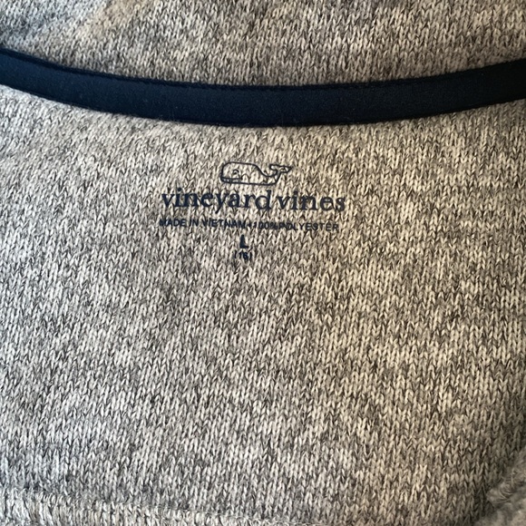 Never worn Vineyard Vines Kids Half Zip - Picture 3 of 7